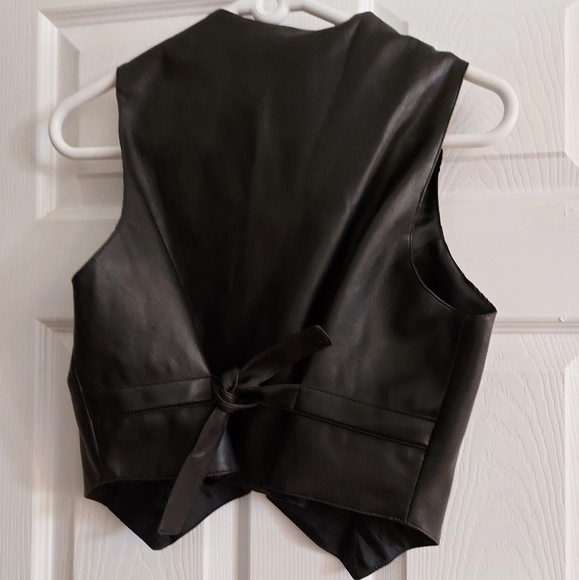 Vintage pleather vest - Picture 2 of 4